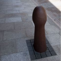 Antony Gormley Bollard Penis
